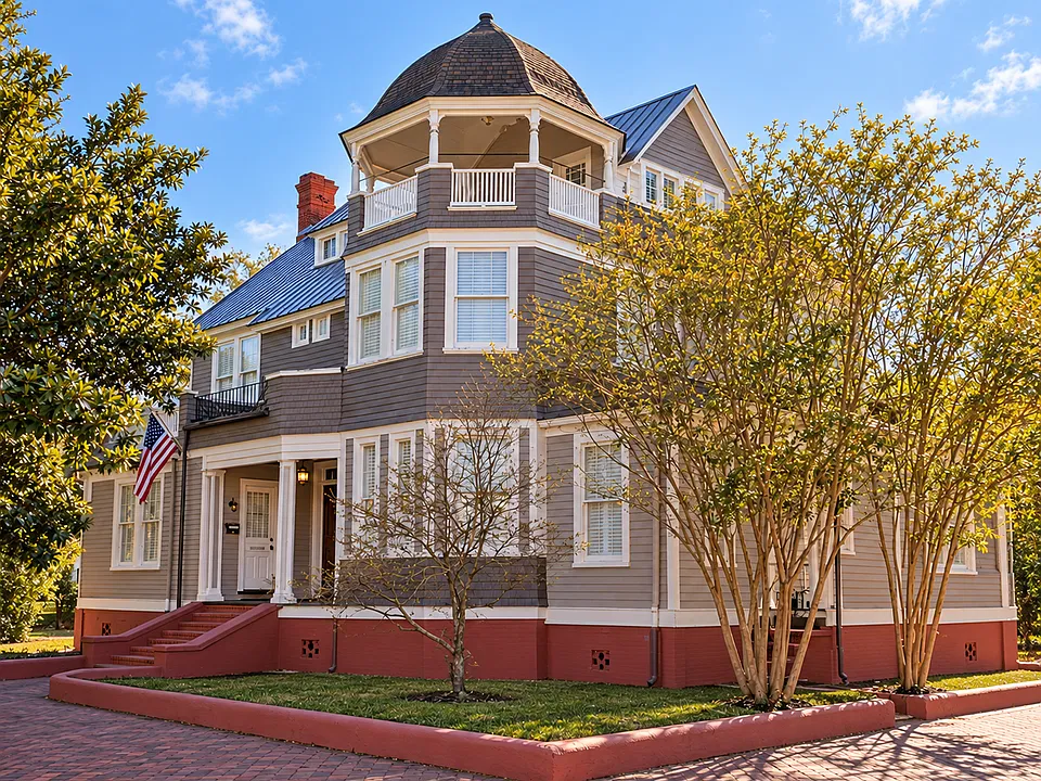 203 E Gwinnett St #5