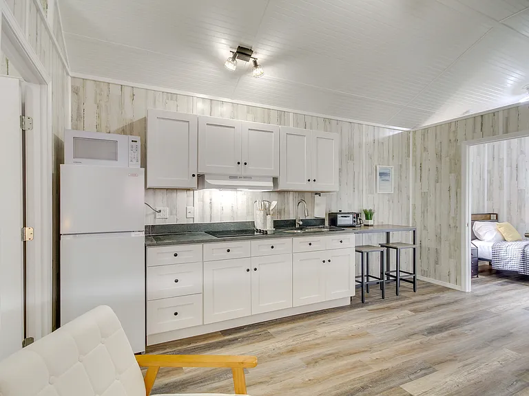 Tiny Apartment Rentals — Photo 59