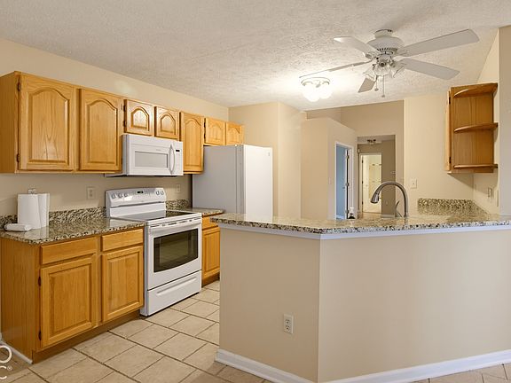 5th image of 1242 Magnolia Dr