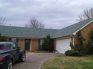 6580 Meadow Bend Dr, Memphis, TN 38141