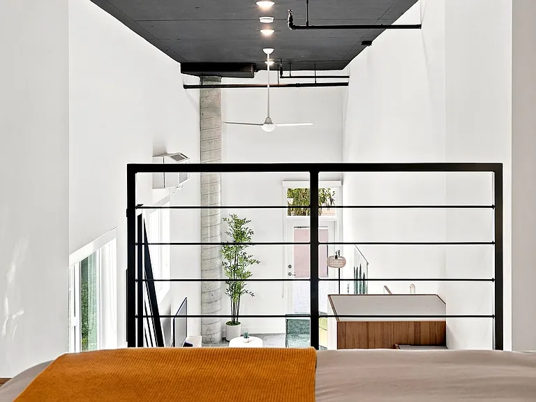Step Designer Lofts — Photo 186