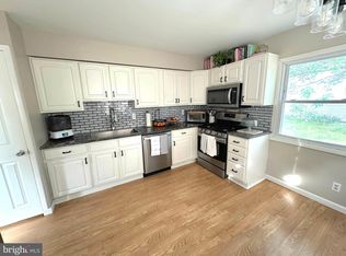 246 Montgomery Dr, Mantua, NJ 08051