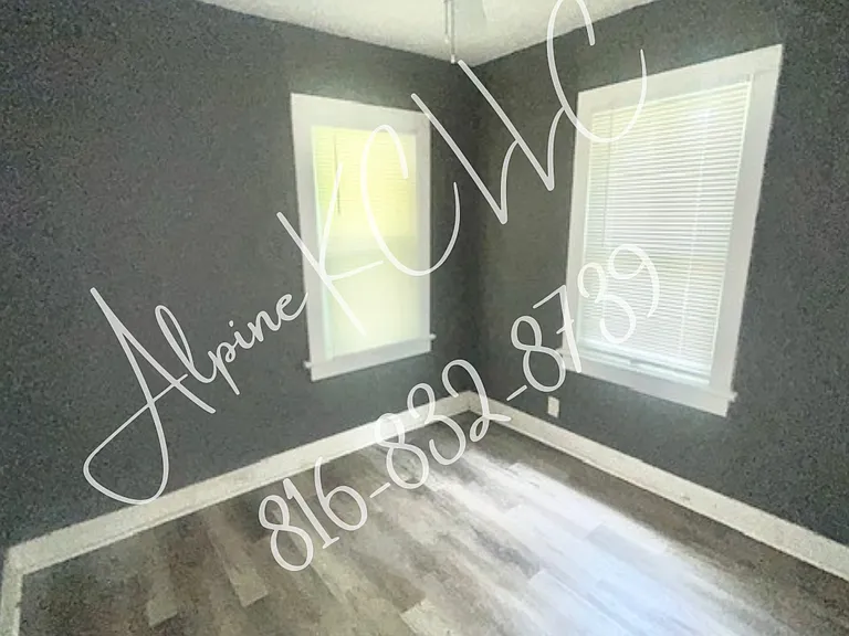5817 Bellefontaine Ave — Photo 10
