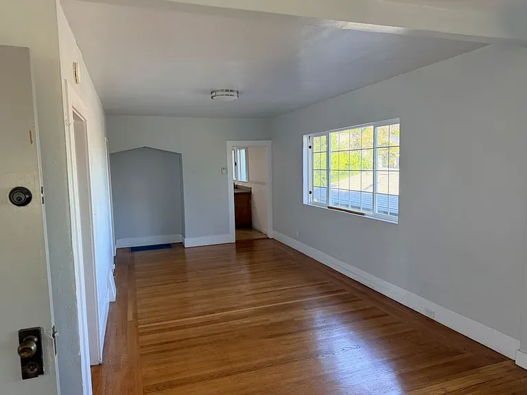 2856 Georgia St — Photo 3