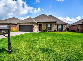 108 Picket Ln, Rayne, LA 70578