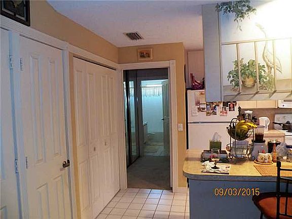 4th image of 1202 NW Sun Terrace Cir #24C