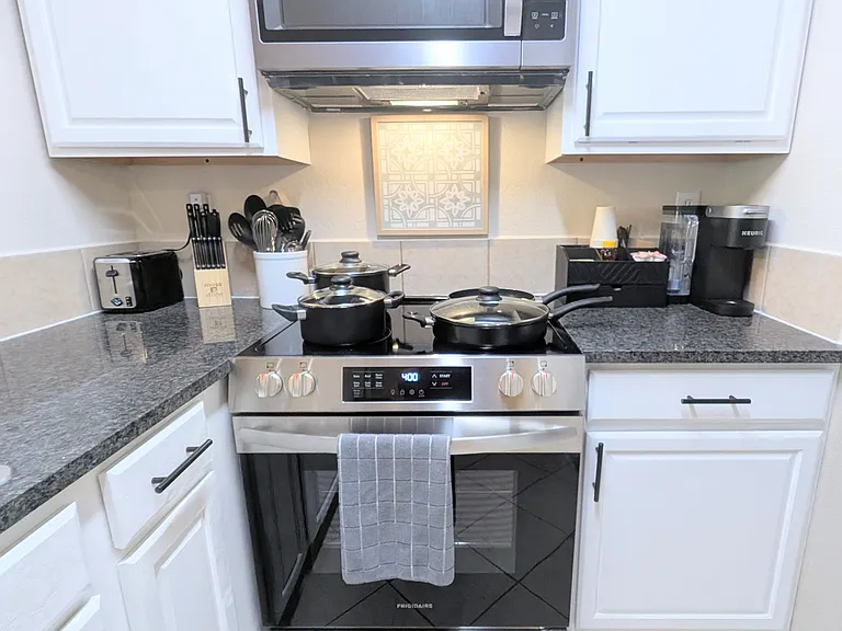 523 Solomon Ln — Photo 8