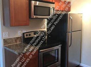 1020 SE Park Crest Ave #B11, Vancouver, WA 98683