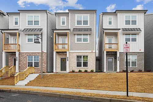204 Atkinson Way Photo 1