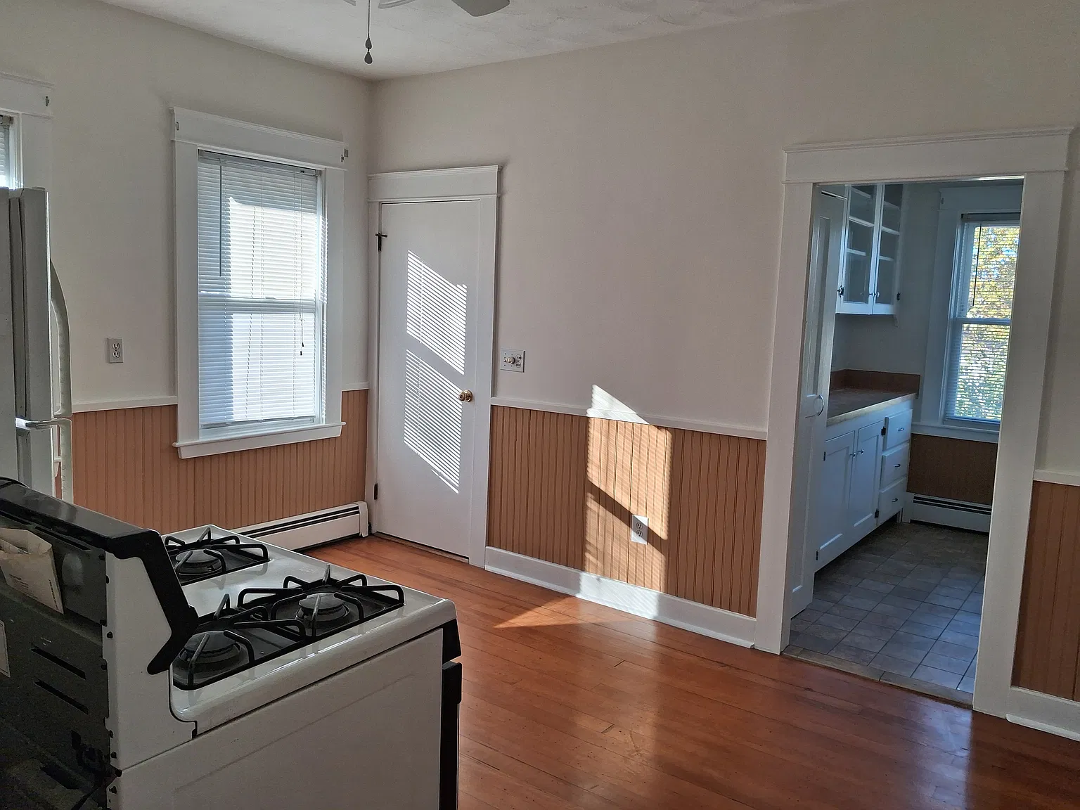 Rhode Island St, Cranston — Photo 3