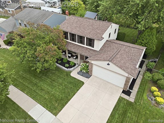 3rd image of 42707 Saltz Rd