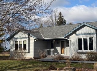 333 Lake Shore ROAD, Grafton, WI 53024