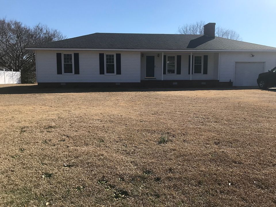 1st image of 2513 Irvin Dr