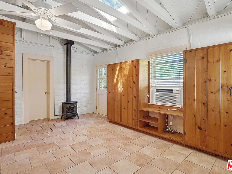 21652 Encina Rd — Photo 9