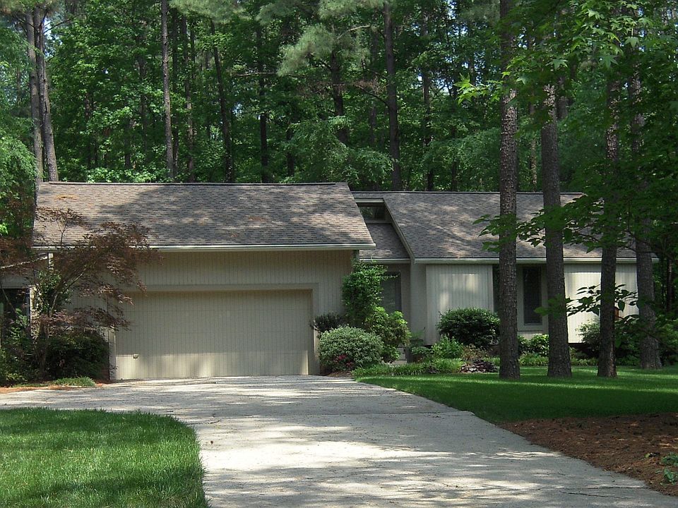 Welcome to 125 Scalybark Trail...