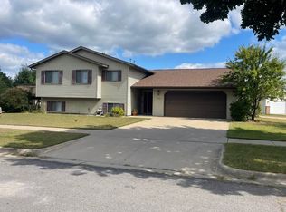 1422 Franklin St, Onalaska, WI 54650