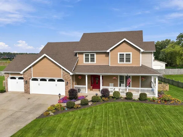 13426 Lake Hill Dr, Fort Wayne, IN 46845
