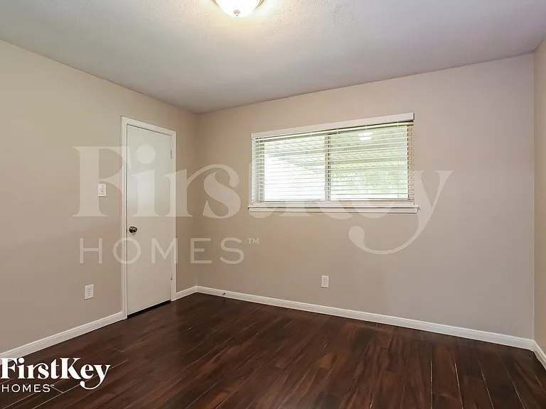1610 Atlanta St — Photo 12