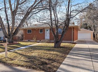 443 S Robb Way, Lakewood, CO 80226