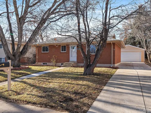 443 S Robb Way, Lakewood, CO 80226