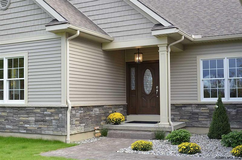 2nd image of 137 CARY Road