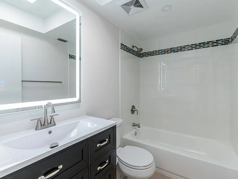 680 71st Ave #13 — Photo 14