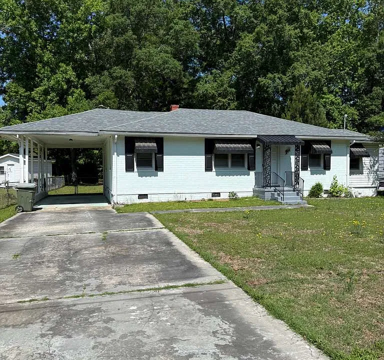 6 Emily Dr