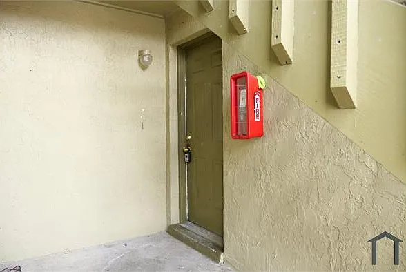 2 bed, 950 sqft, $1,500 — Photo 3