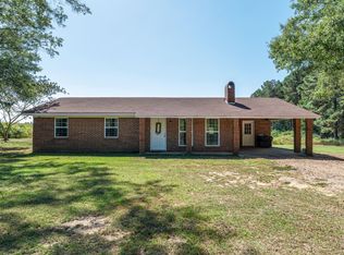 826 Three Notch Rd, Collins, MS 39428