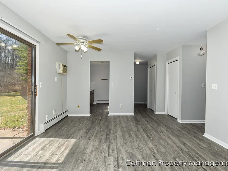250 Four Mile Rd NW — Photo 13