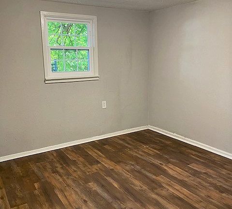 4th image of 1117 Chickamauga Ave #5