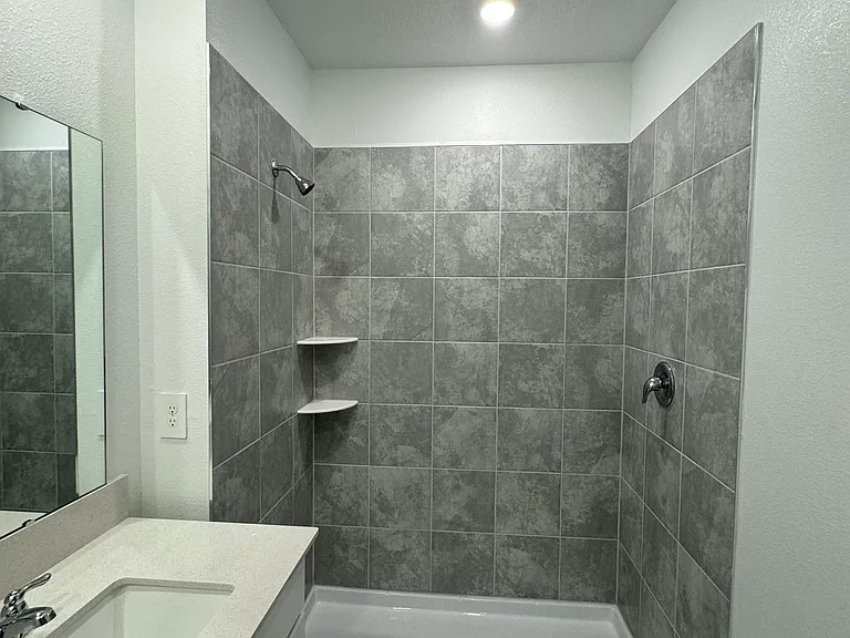 1807 Weir Blvd — Photo 42