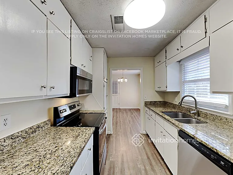 1379 Hidden Cir — Photo 9