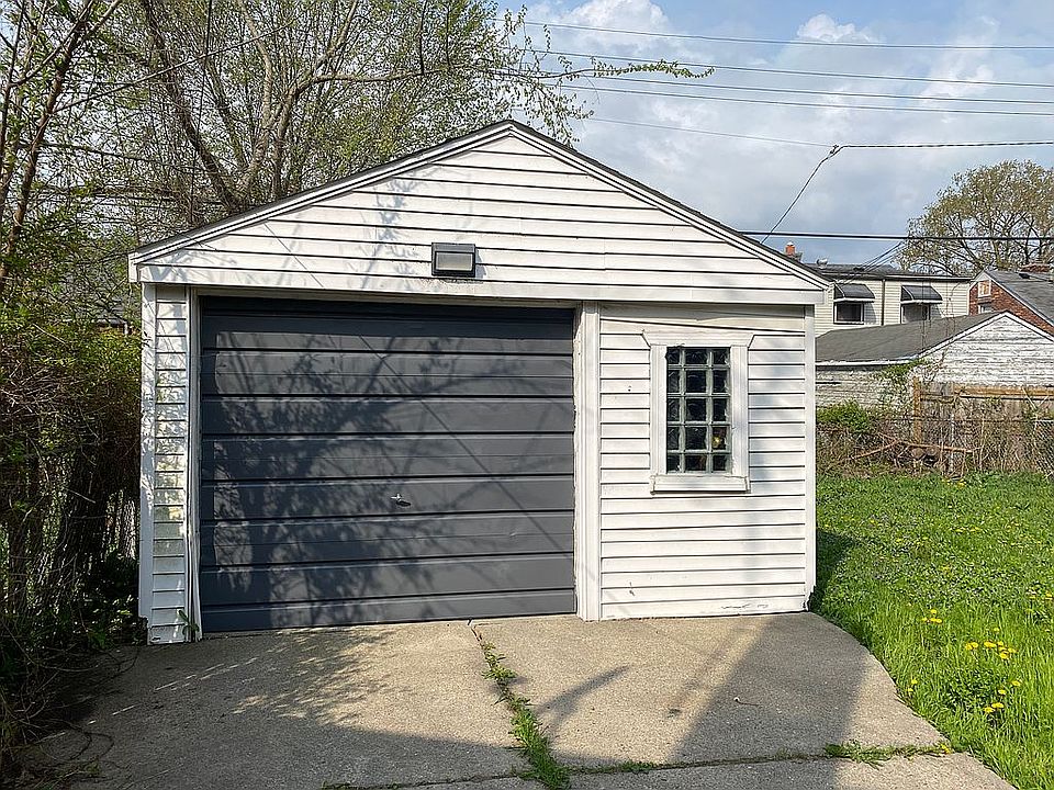 2nd image of 6175 Farmbrook St