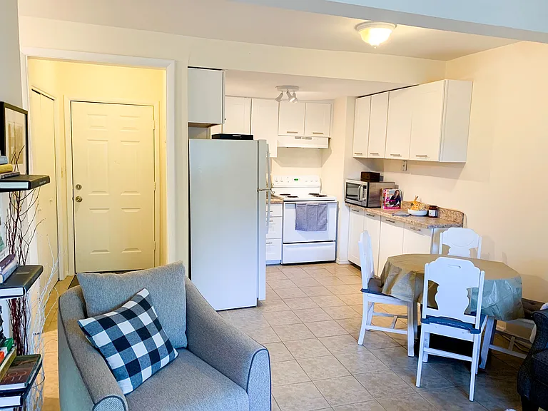 Kitchen / Living Room