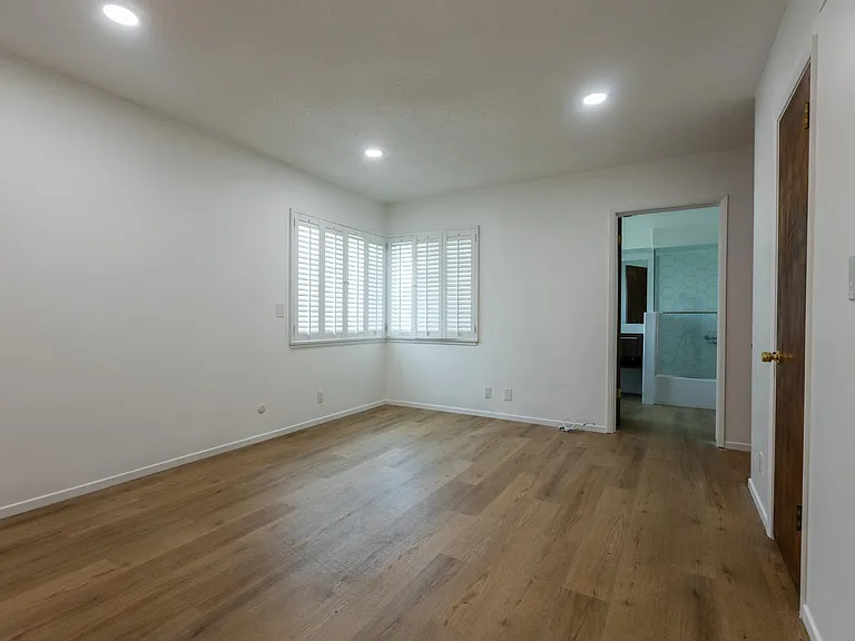 1855 Alpha St — Photo 14