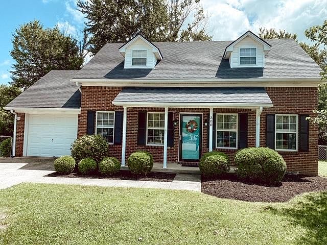 1st image of 300 Sandstone Dr