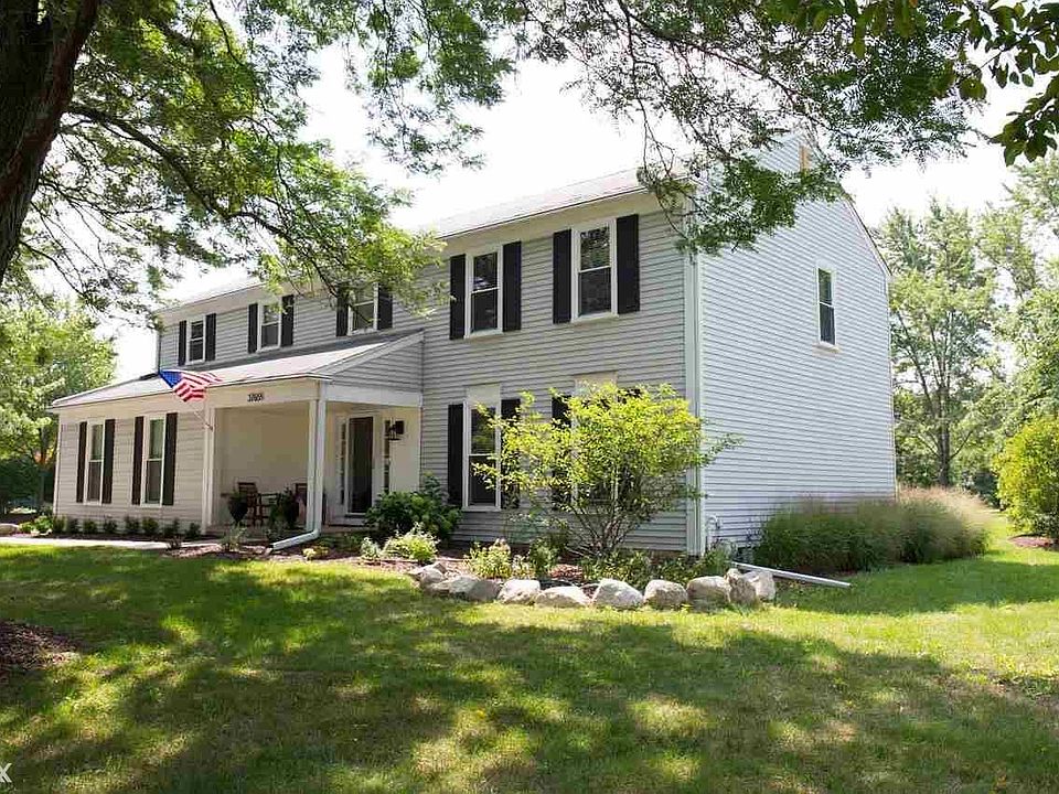 1st image of 37655 E Greenwood Dr