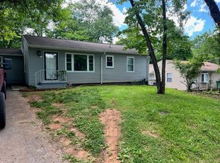 1131 E Red Bud Rd, Knoxville, TN 37920