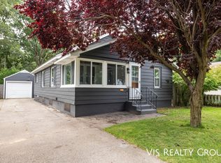 2581 Letart Ave, Muskegon, MI 49441