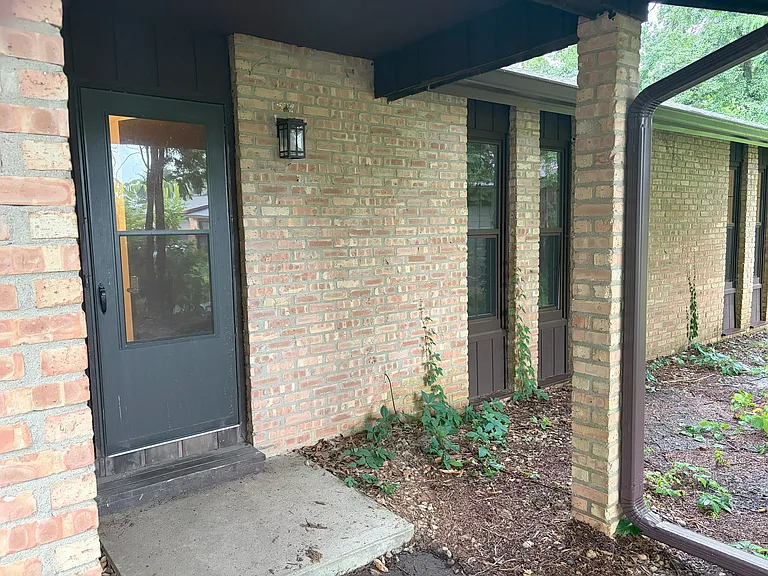 2 Heath Ct — Photo 3