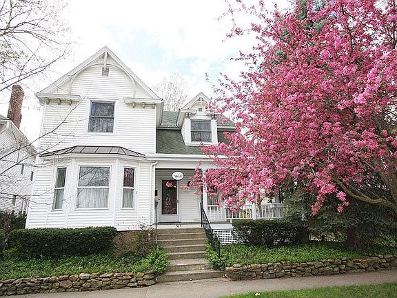 4th image of 504 E Gambier St