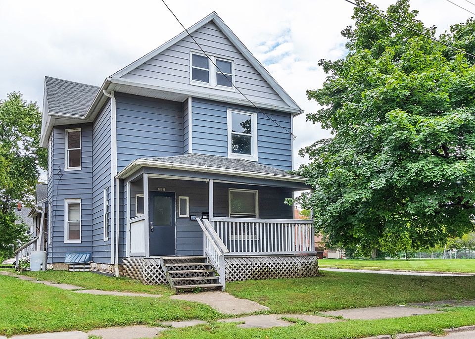 1st image of 703 Sherman St #3