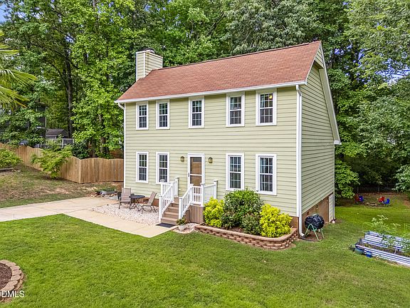 2nd image of 204 Forest Landing Dr