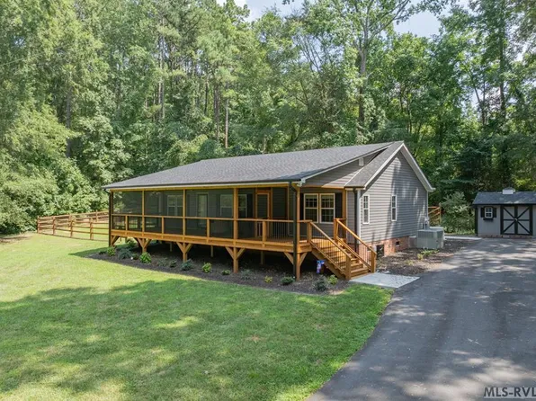 582 Robinson Ferry Rd, Macon, NC 27551