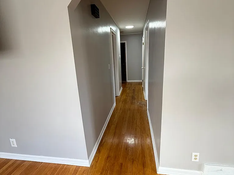 4176 Williams St — Photo 10