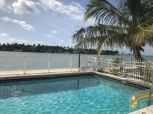 3 Bay Dr #3, Miami Beach, FL 33141