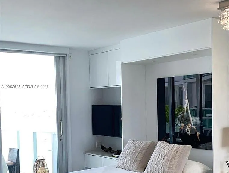 1000 West Ave #1419 — Photo 16