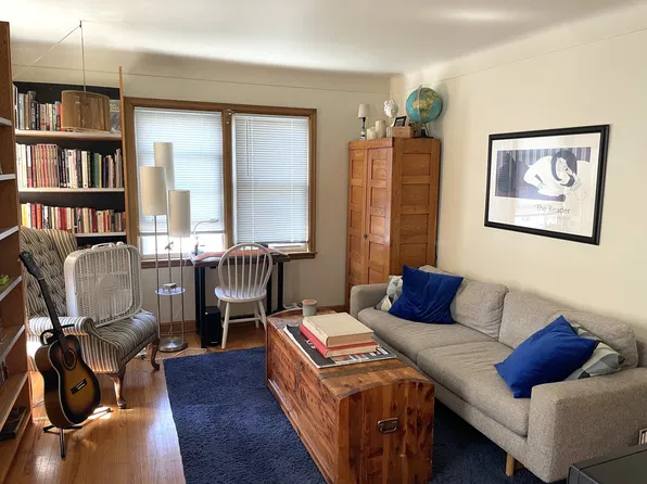 1120 Grand Apartments, 1120 Grand Ave APT 204, Saint Paul, MN 55105