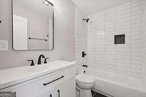 1560 Sams St SE — Photo 14
